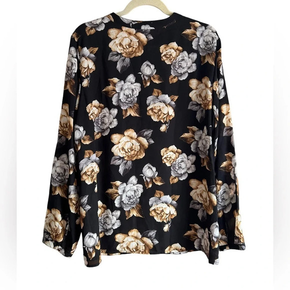 CHARTER CLUB FLORAL BLOUSE - Picture 2 of 4